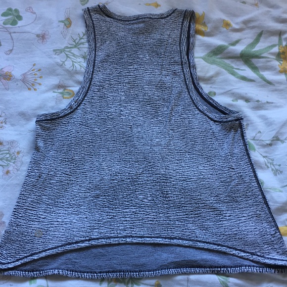 Lululemon Tank - Picture 4 of 6